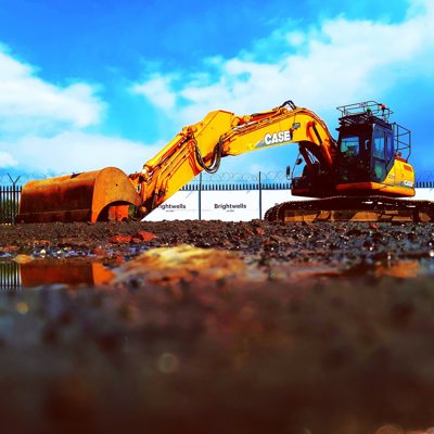 Plant & Machinery Case Excavator